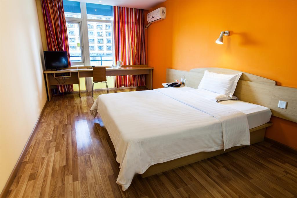 7Days Inn Guiyang Posts And Telecommunications Building Exterior photo