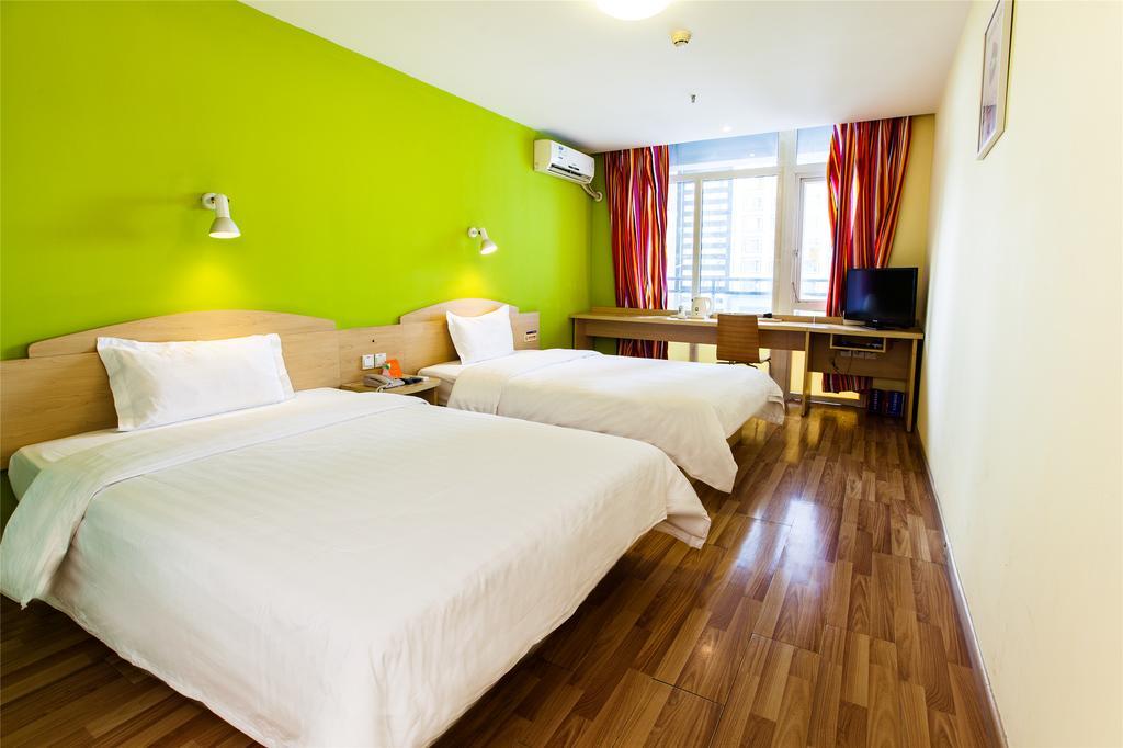 7Days Inn Guiyang Posts And Telecommunications Building Exterior photo
